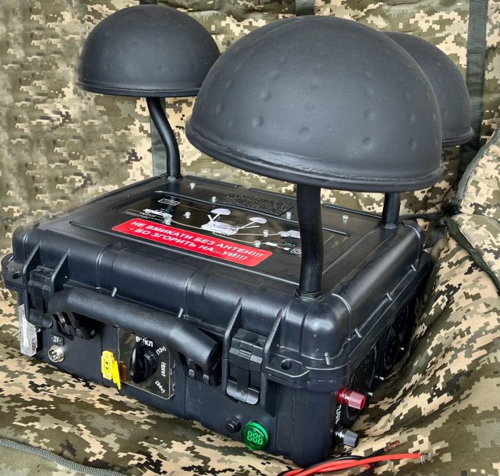 ЗАСІБ РАДІОЕЛЕКТРОННОЇ БОРОТЬБИ «ВАРТОВИЙ 3»  (720-1020 MHz)